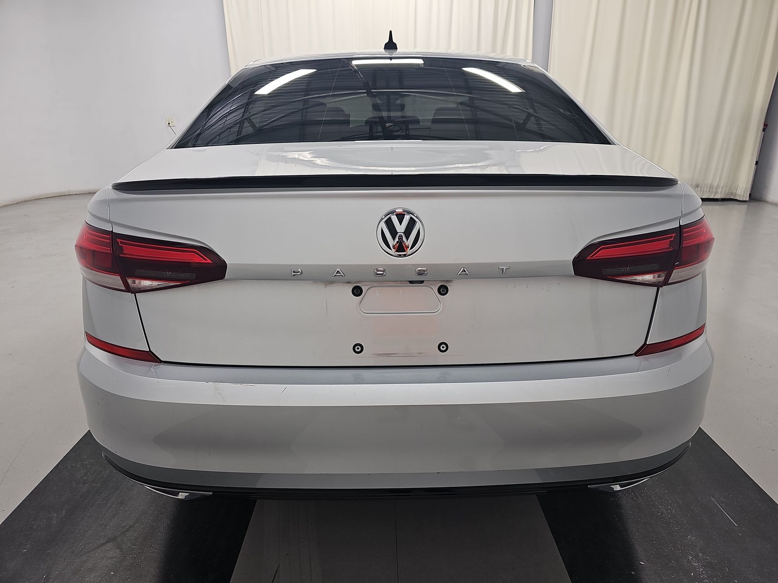 2020 Volkswagen Passat 2.0T R-Line FWD