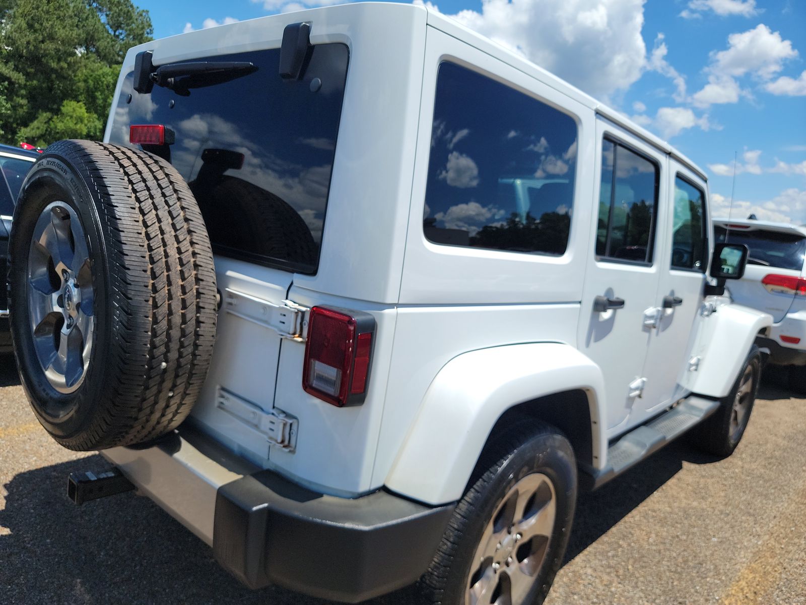 2017 Jeep Wrangler Unlimited Sahara AWD