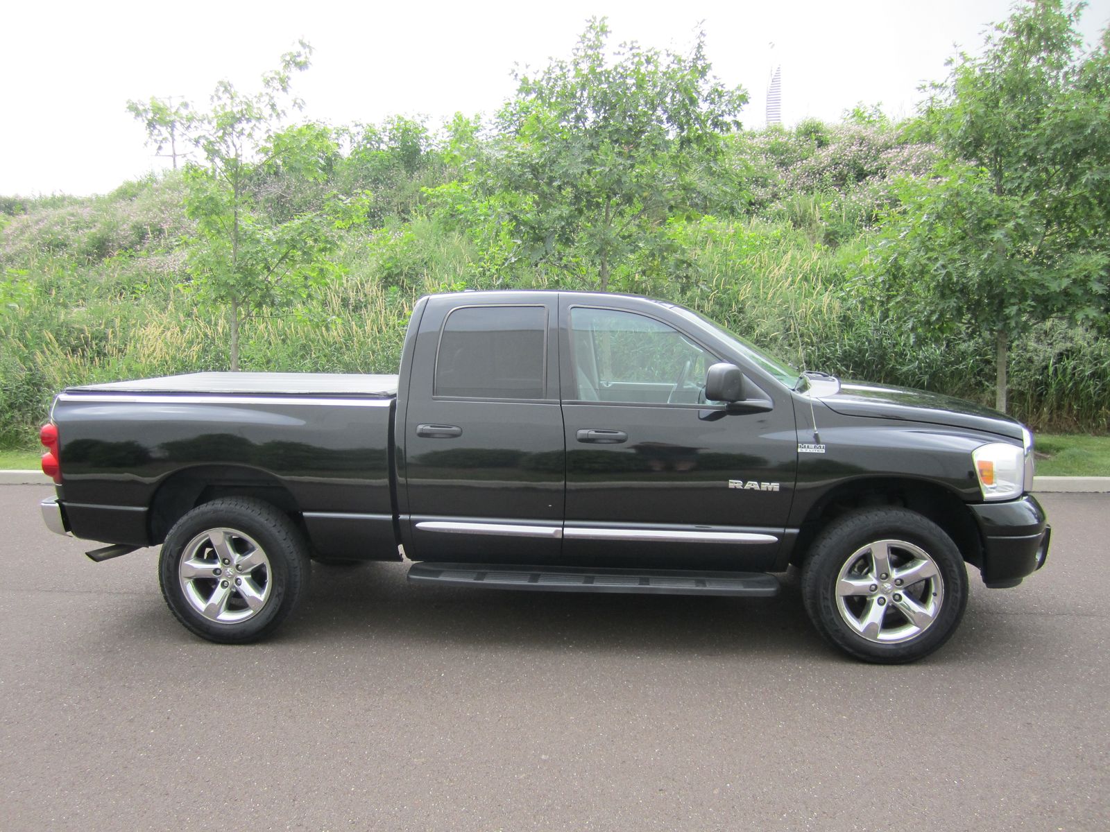 DODGE LARAMIE - 8