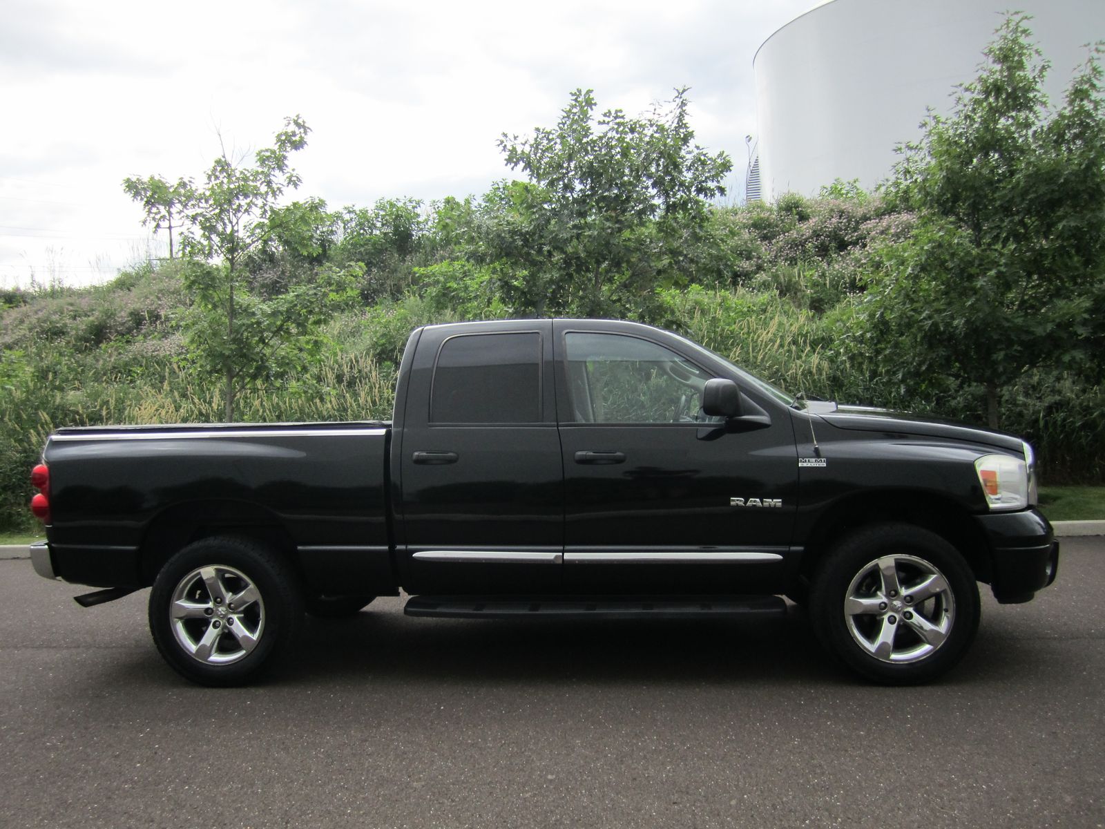 DODGE LARAMIE - 10