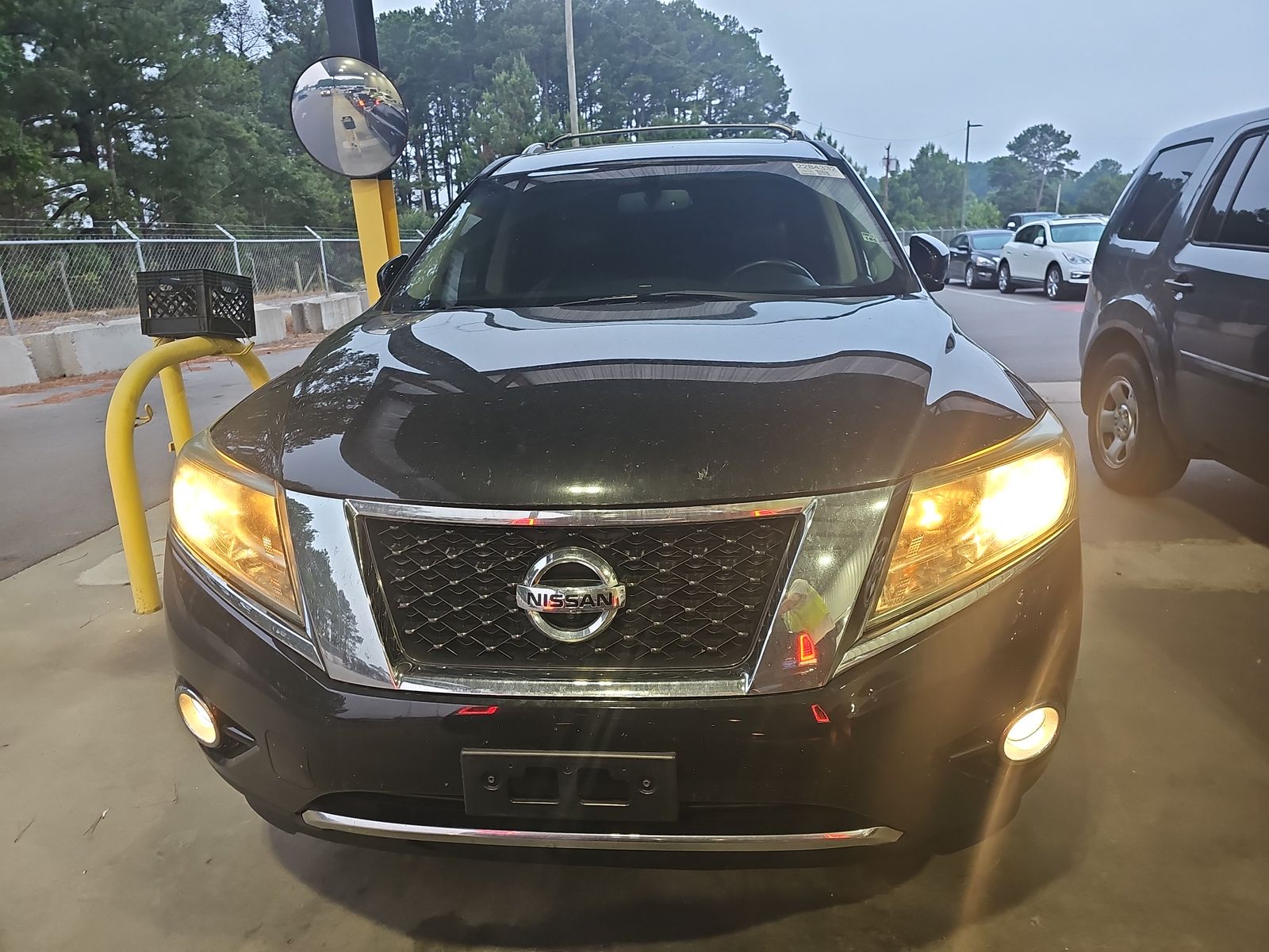 2015 Nissan Pathfinder SL FWD