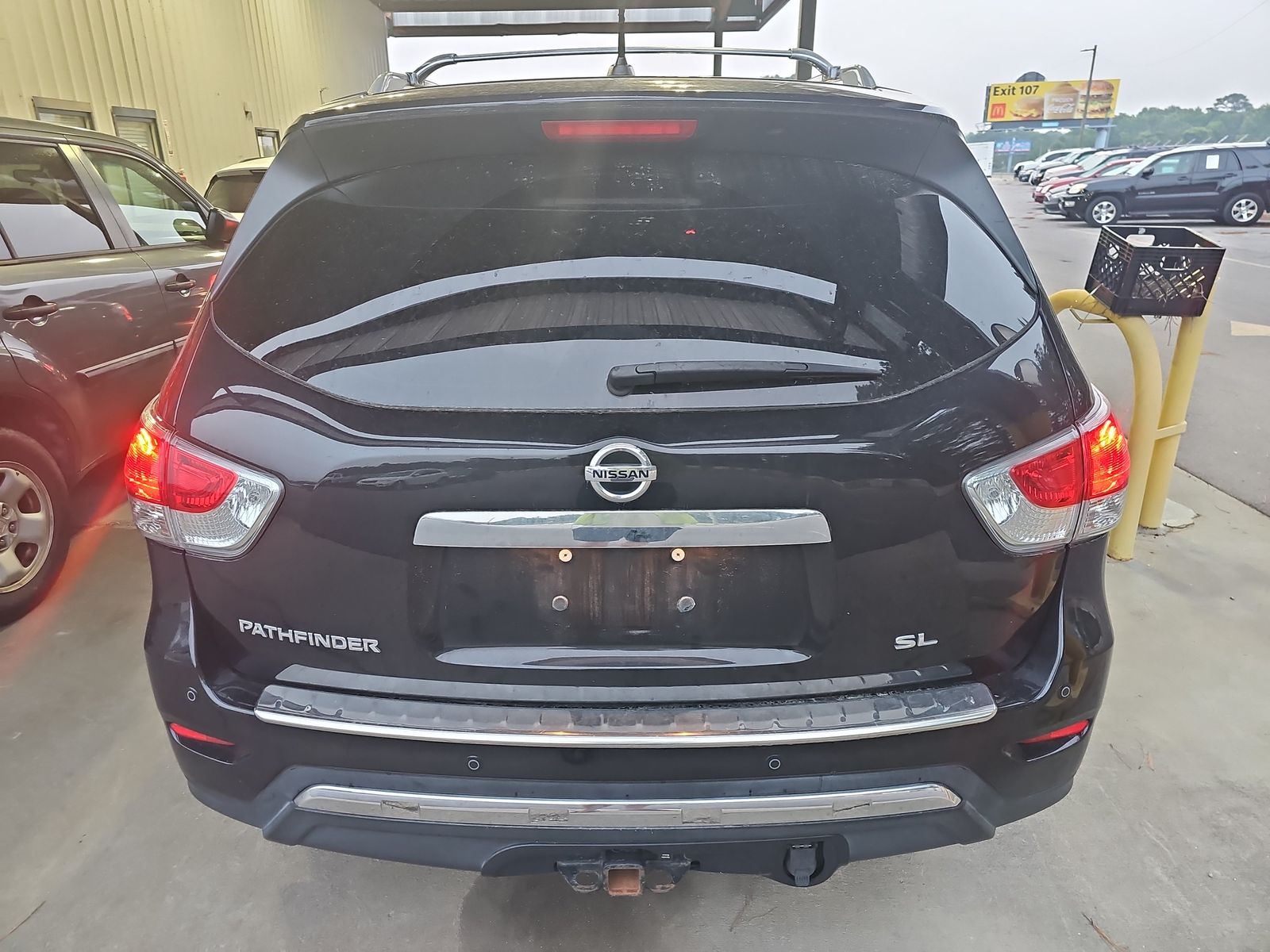 2015 Nissan Pathfinder SL FWD