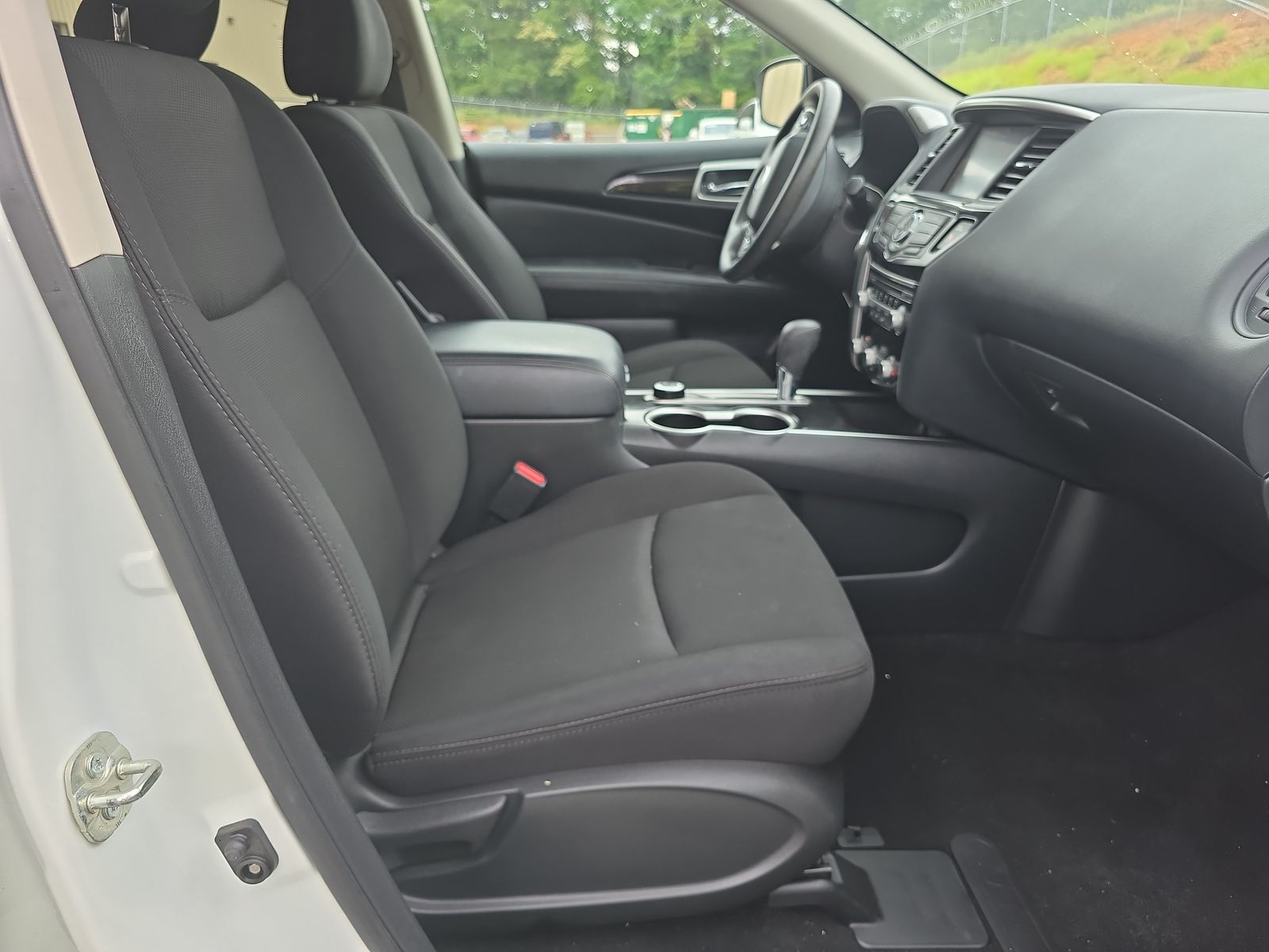 2020 Nissan Pathfinder S AWD