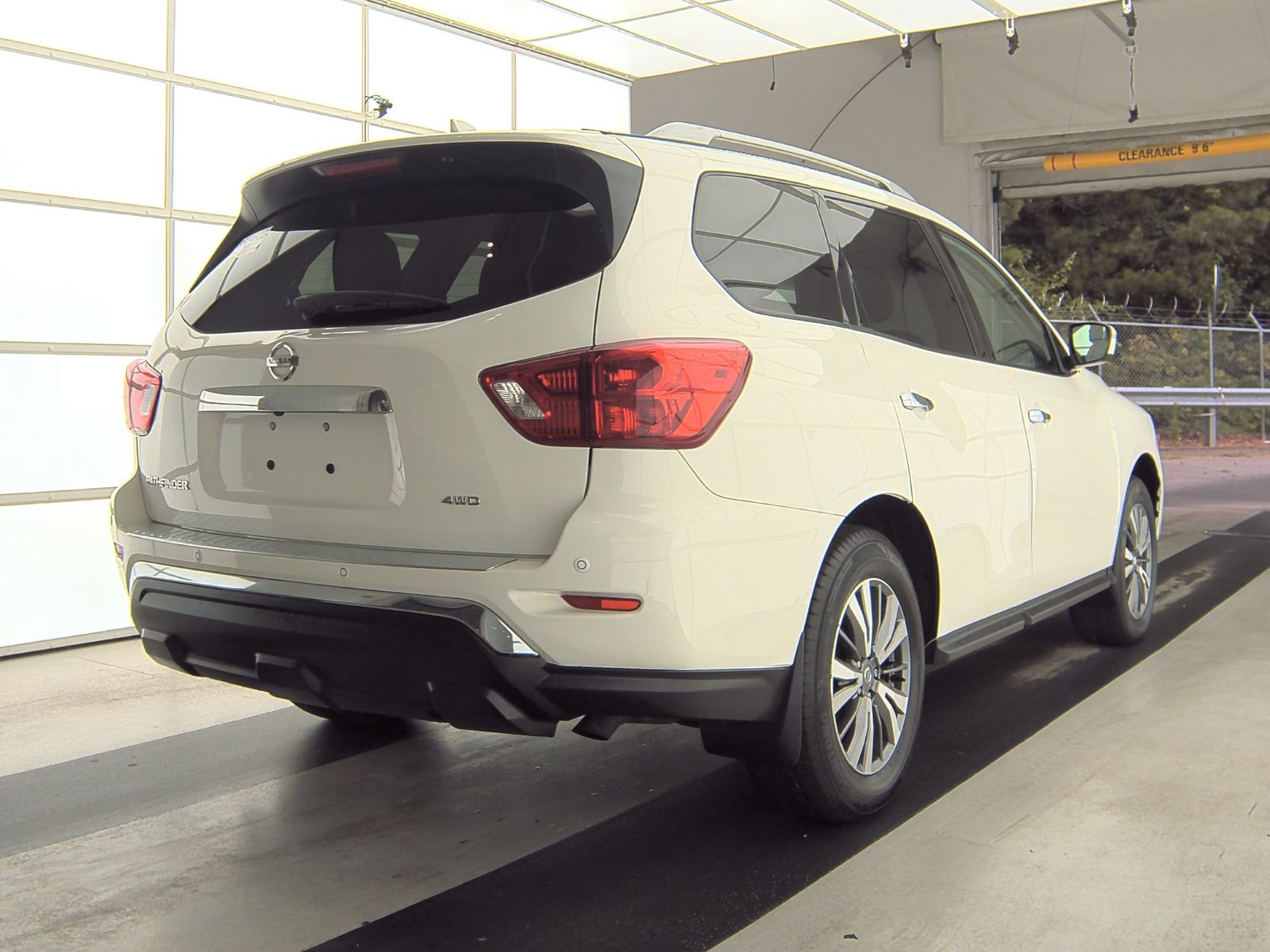 2020 Nissan Pathfinder S AWD