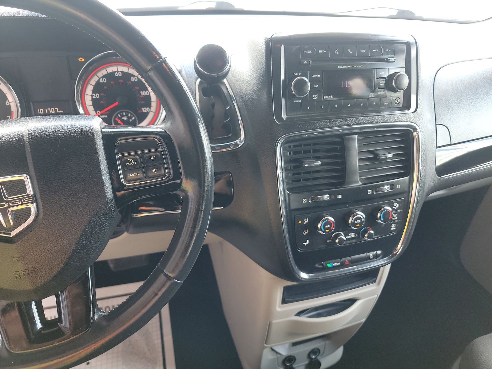 2016 Dodge Grand Caravan American Value Package FWD