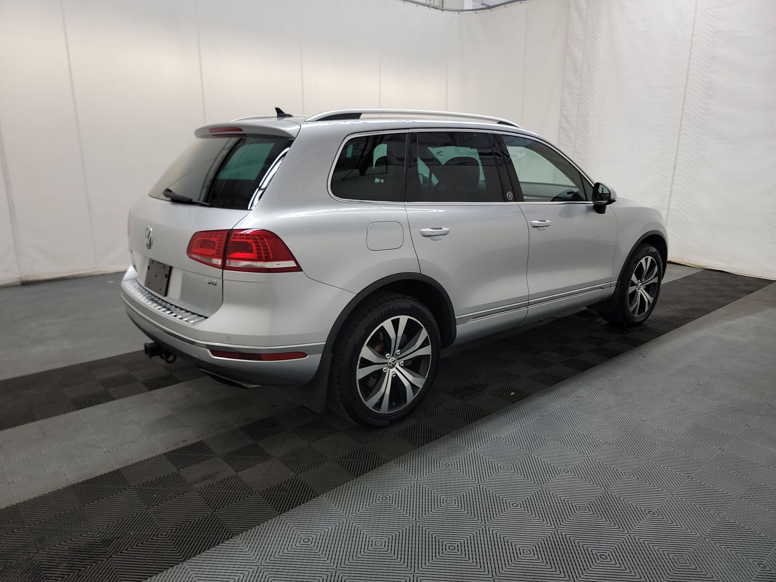 2017 Volkswagen Touareg 3.6L Wolfsburg Edition AWD