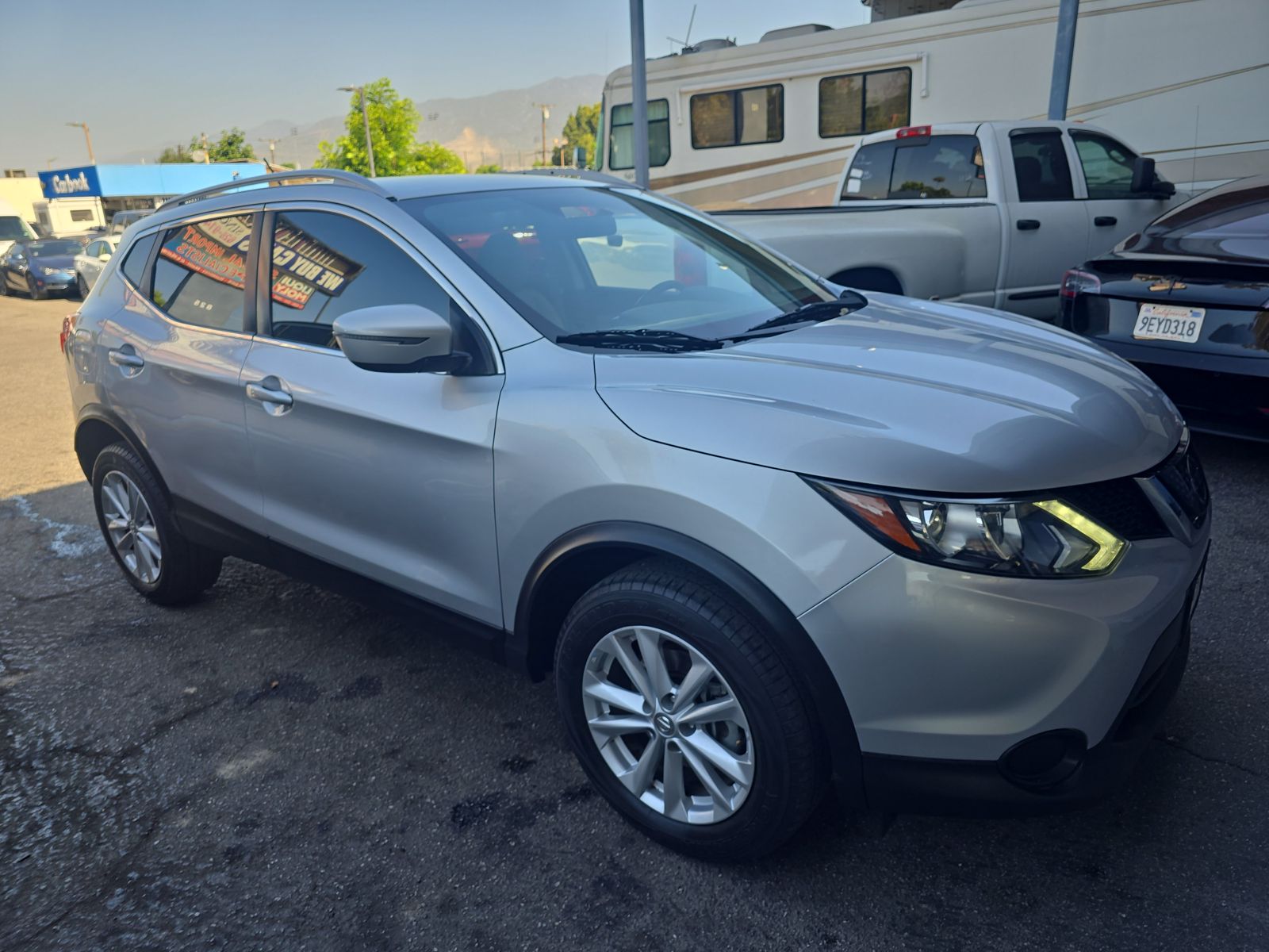 2018 Nissan Rogue Sport SV FWD