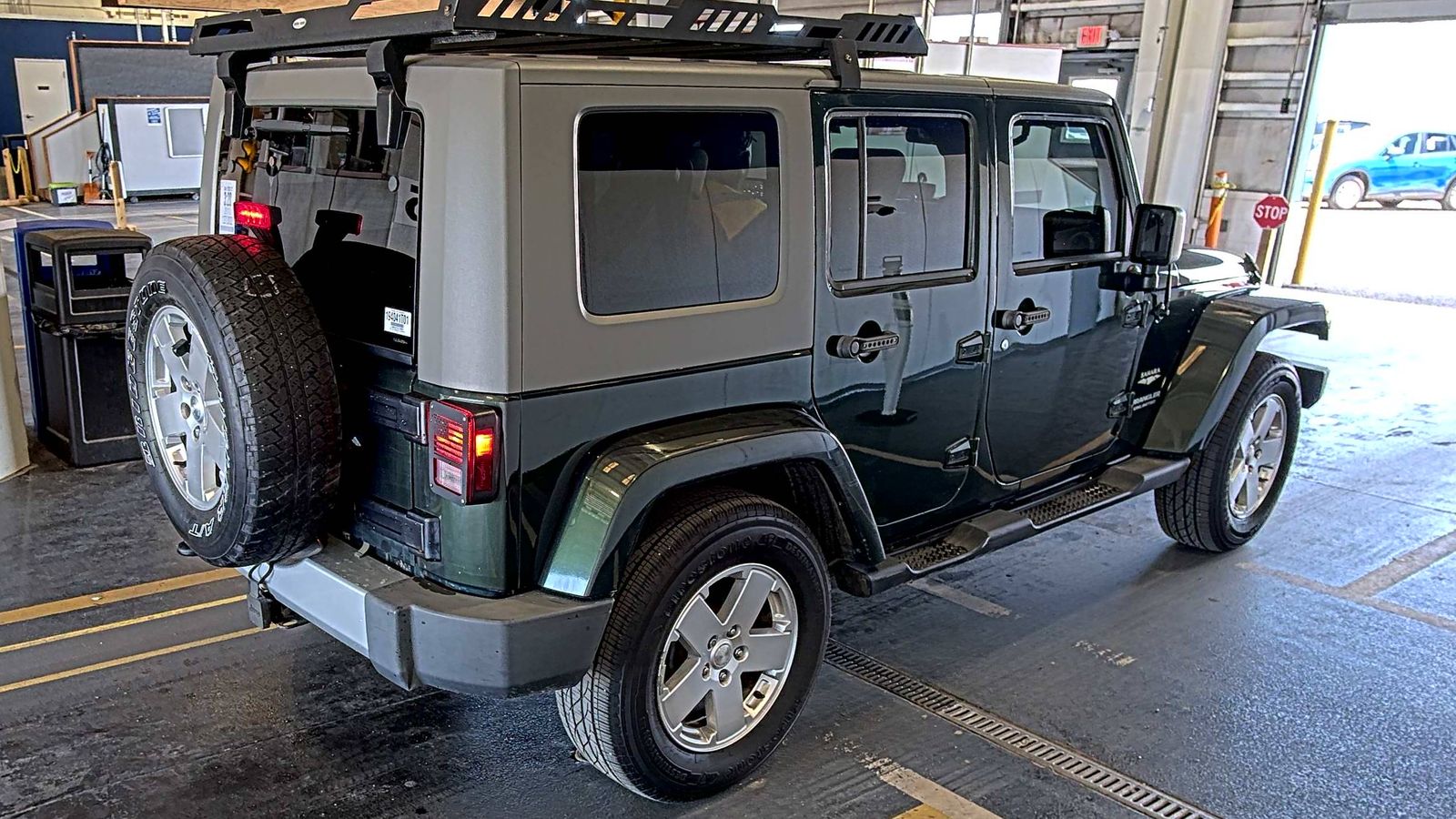 2010 Jeep Wrangler Unlimited Sahara AWD