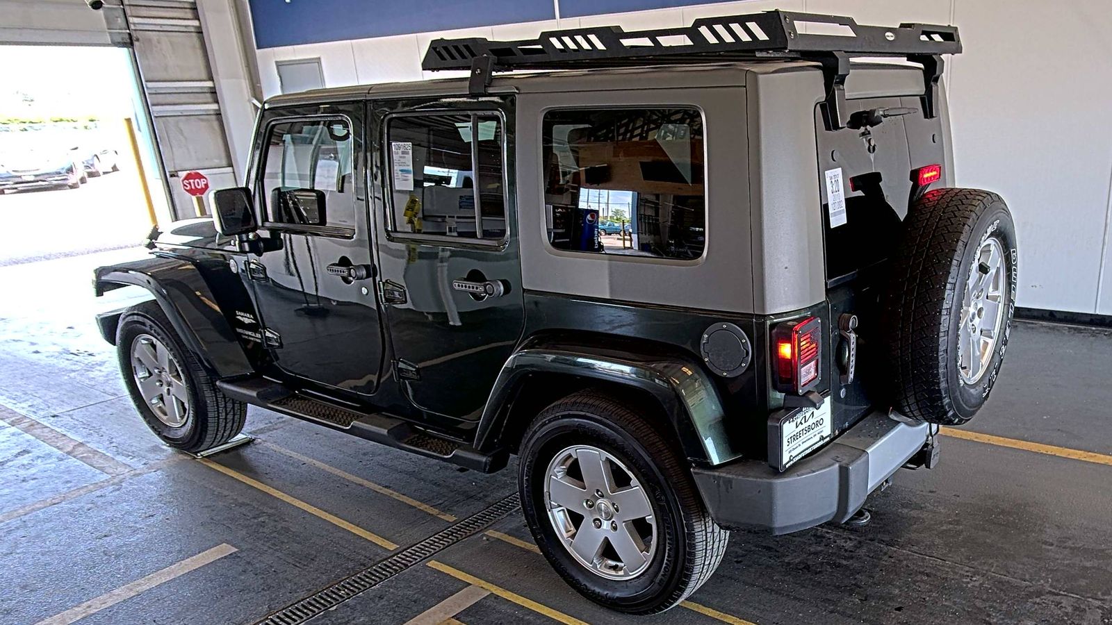 2010 Jeep Wrangler Unlimited Sahara AWD