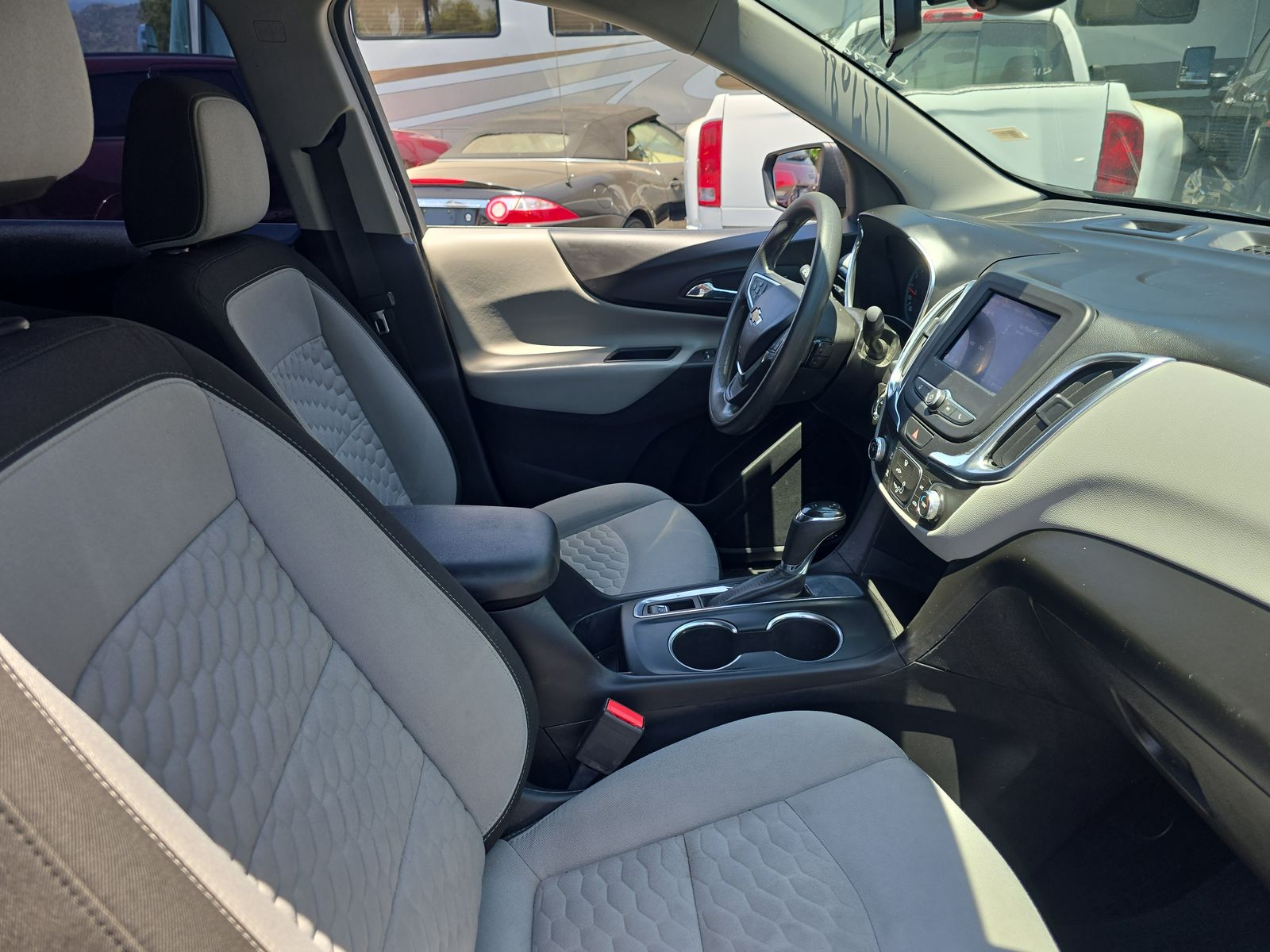 2020 Chevrolet Equinox LS FWD