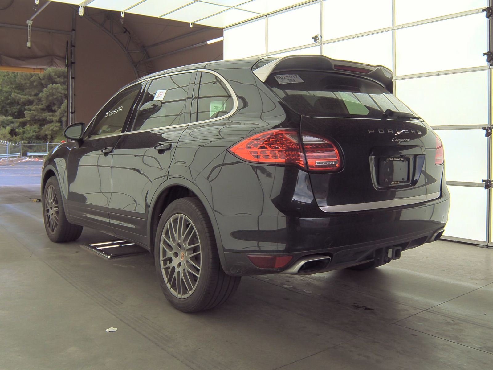 2014 Porsche Cayenne Diesel Platinum Edition AWD