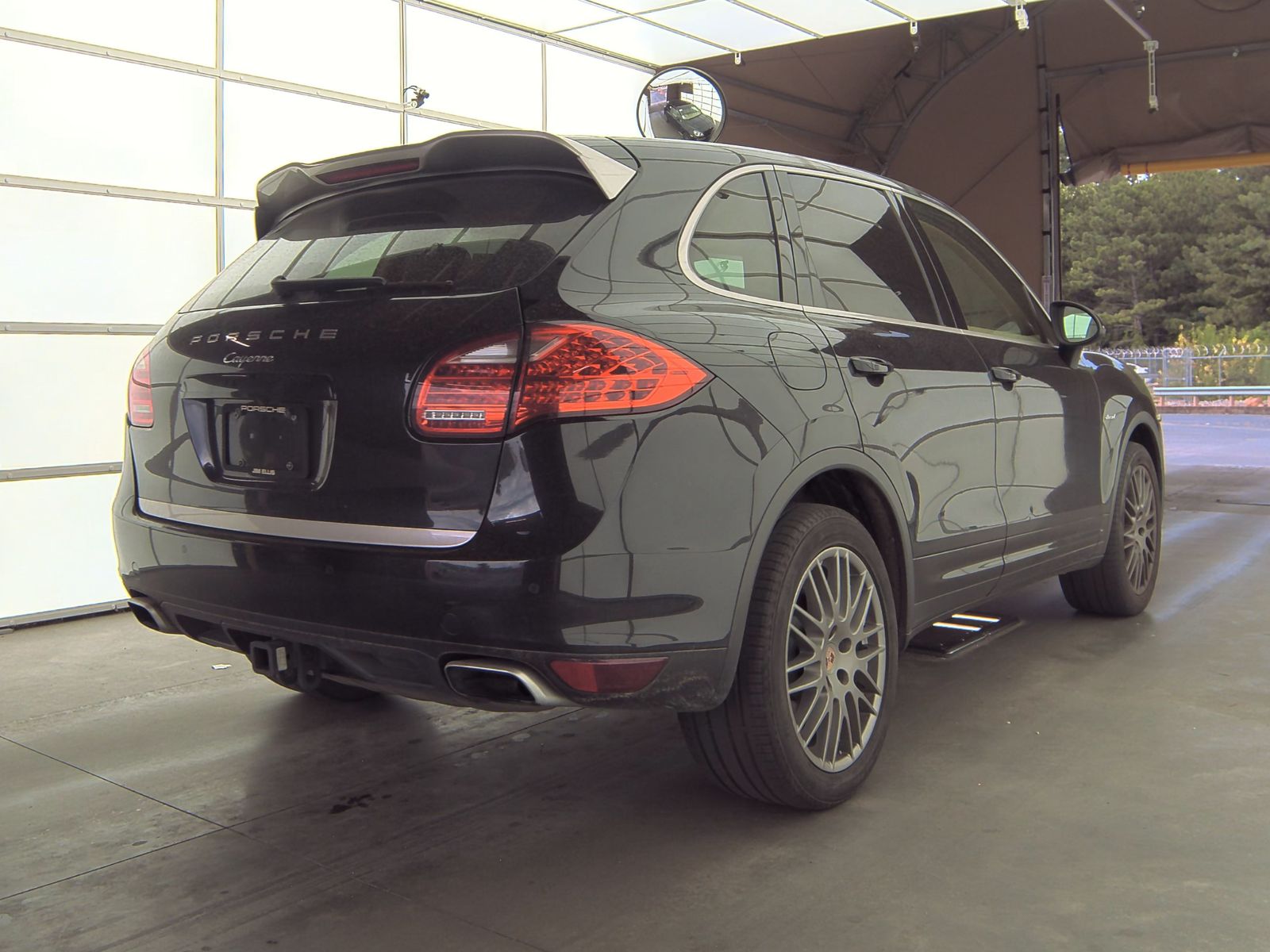 2014 Porsche Cayenne Diesel Platinum Edition AWD