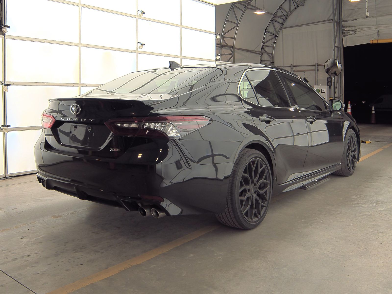 2021 Toyota Camry XSE FWD