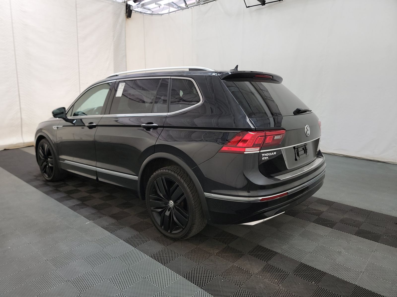 2018 Volkswagen Tiguan 2.0T SEL Premium AWD