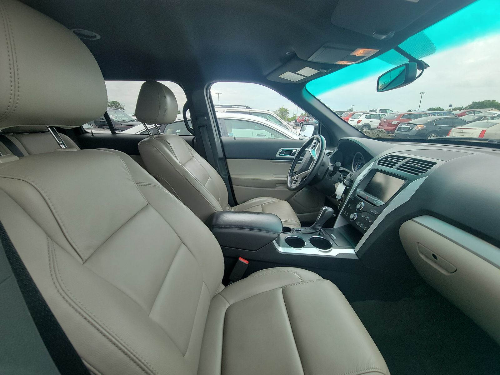 2013 Ford Explorer XLT FWD