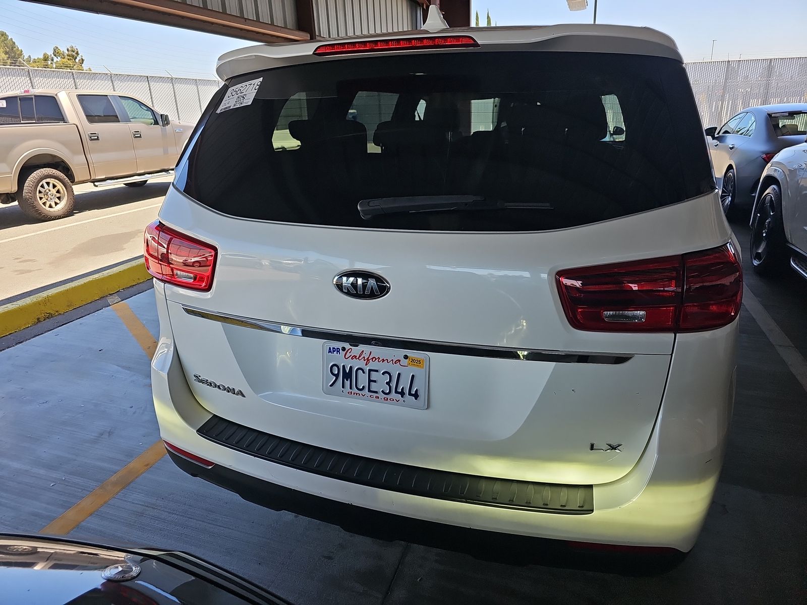 2019 Kia Sedona LX FWD