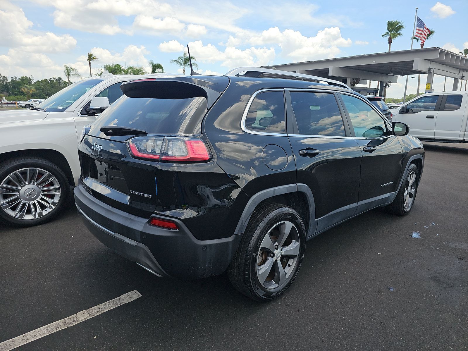 2019 Jeep Cherokee Limited FWD