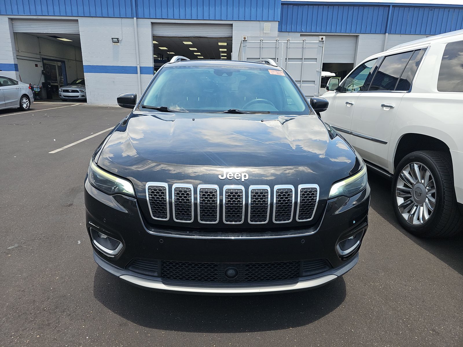 2019 Jeep Cherokee Limited FWD