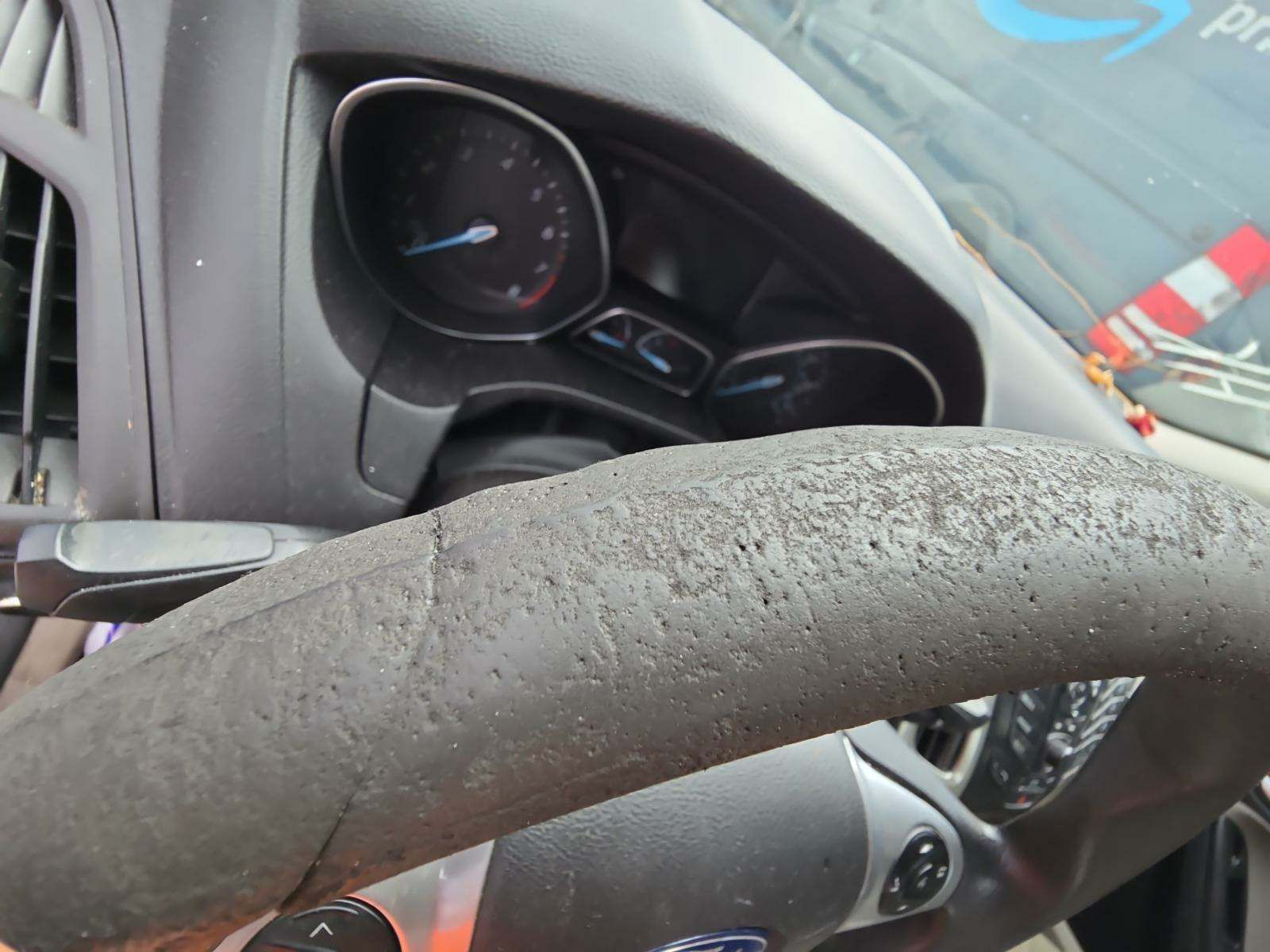 2014 Ford Focus SE FWD