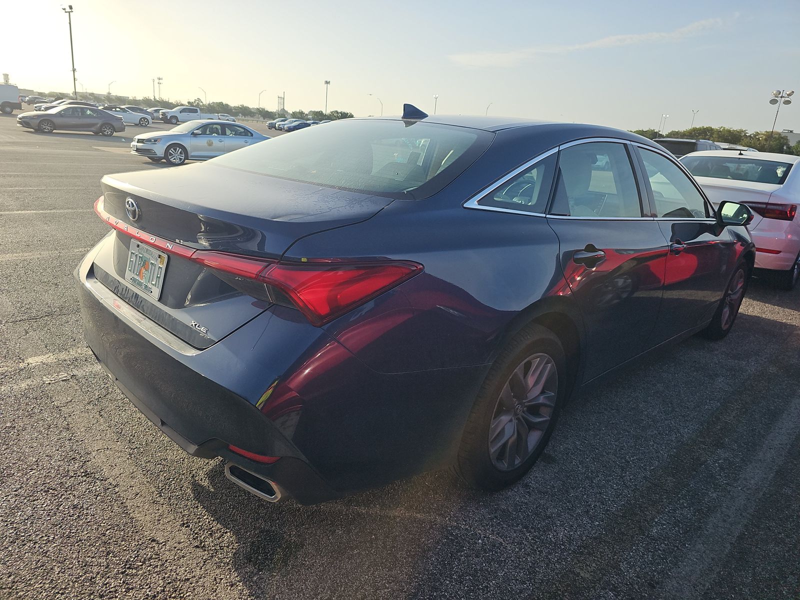 2020 Toyota Avalon XLE FWD