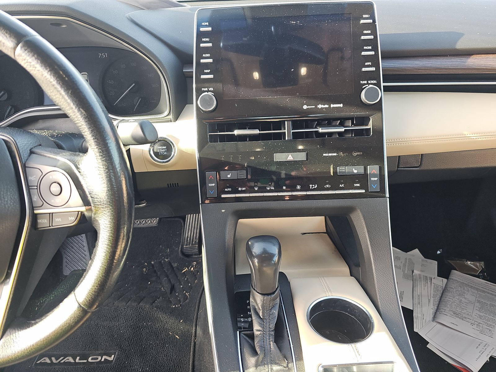 2020 Toyota Avalon XLE FWD