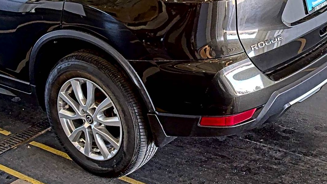 2017 Nissan Rogue SV AWD