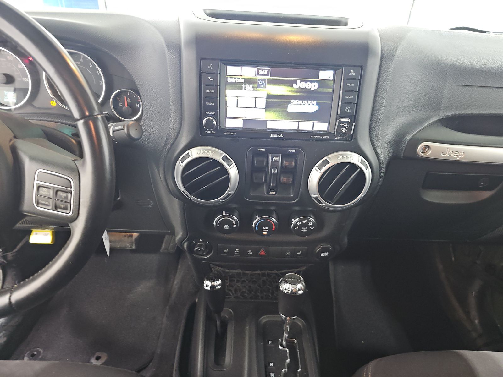 2015 Jeep Wrangler Unlimited Sahara AWD