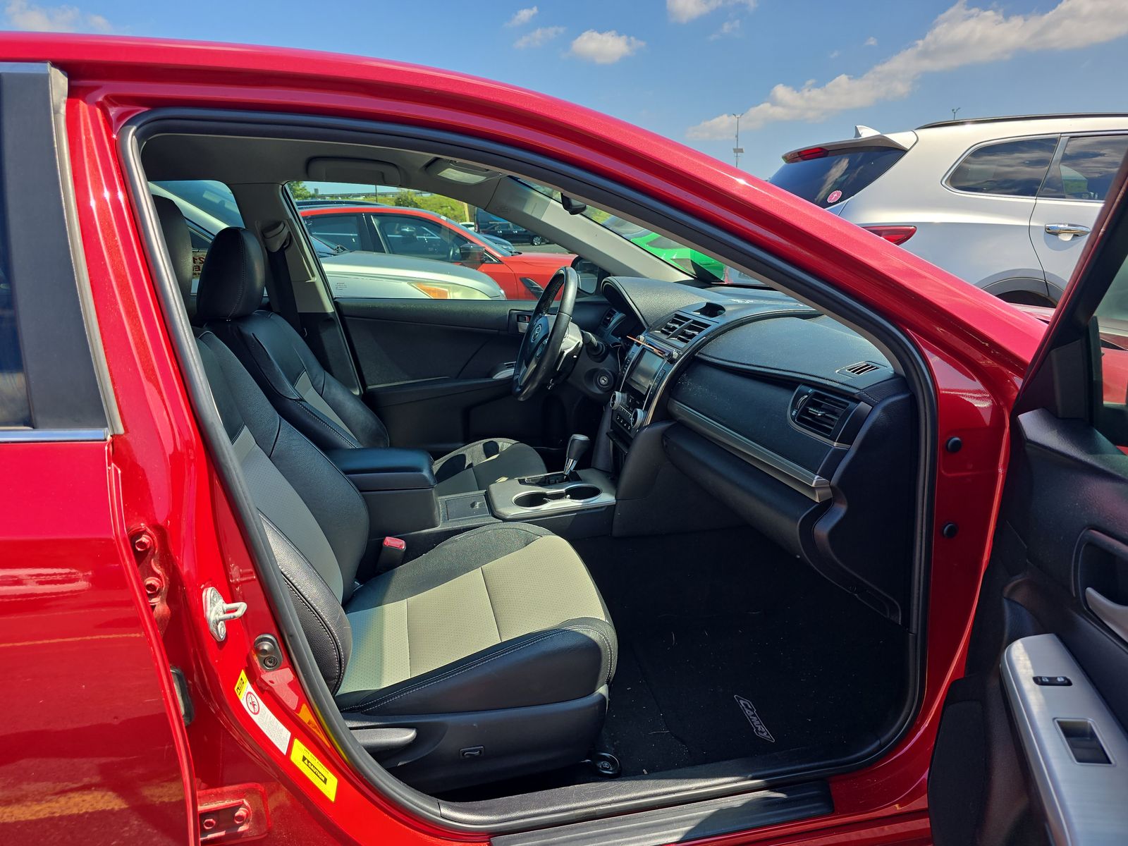 2012 Toyota Camry SE FWD