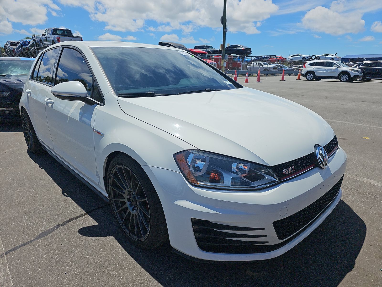 2017 Volkswagen Golf GTI 2.0T S FWD