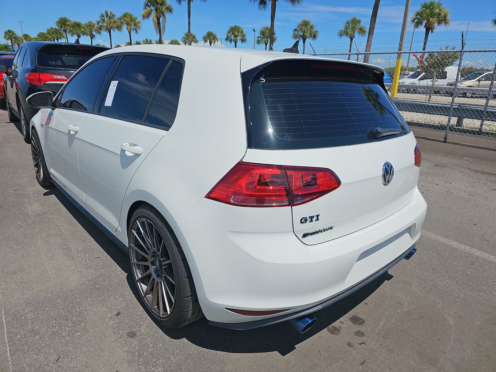 2017 Volkswagen Golf GTI 2.0T S FWD