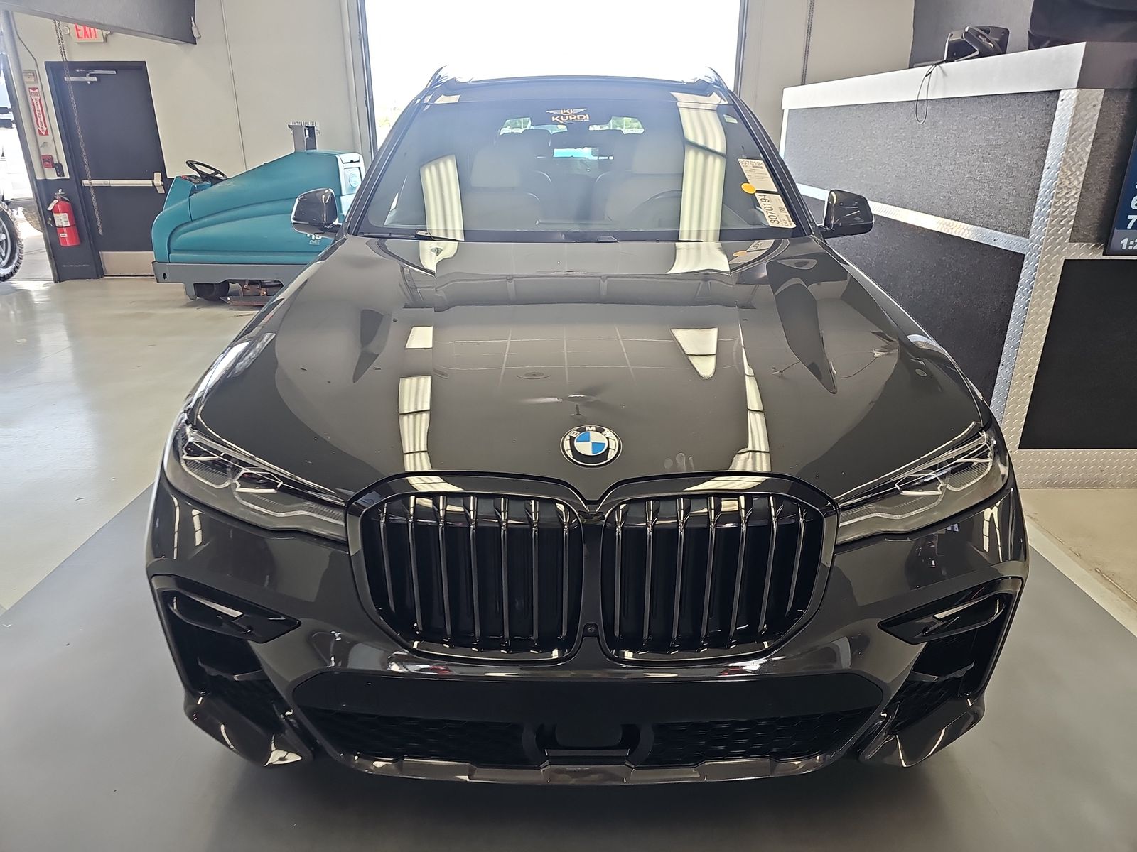 2022 BMW X7 xDrive40i AWD