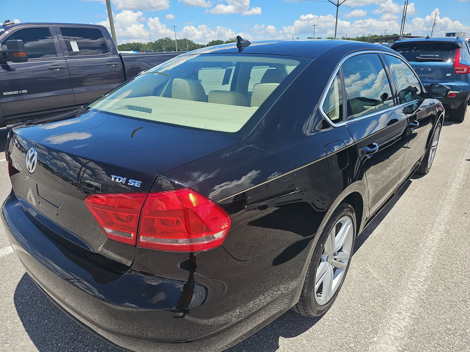 2014 Volkswagen Passat 2.0L TDI SE FWD