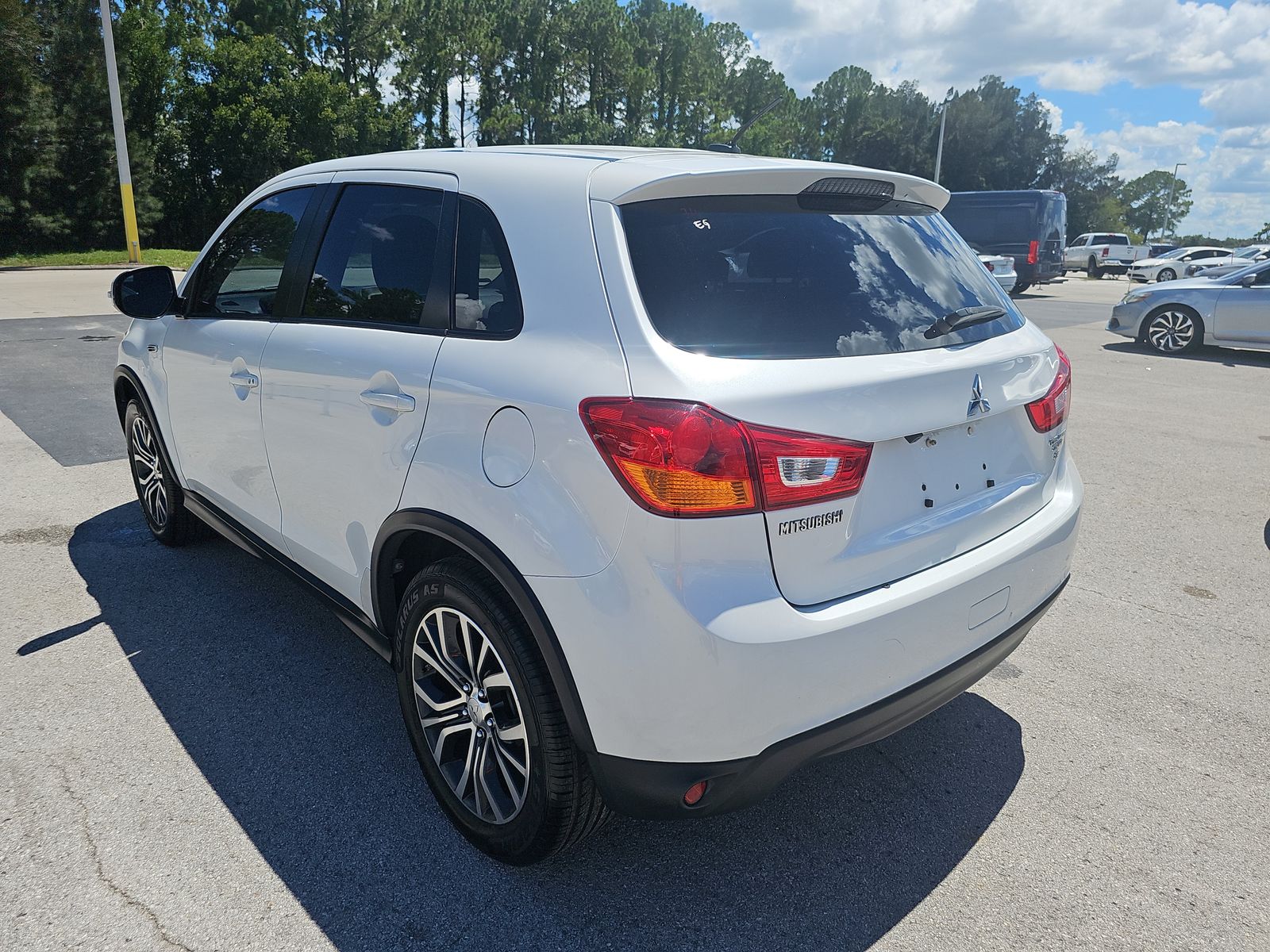 2016 Mitsubishi Outlander Sport SE FWD