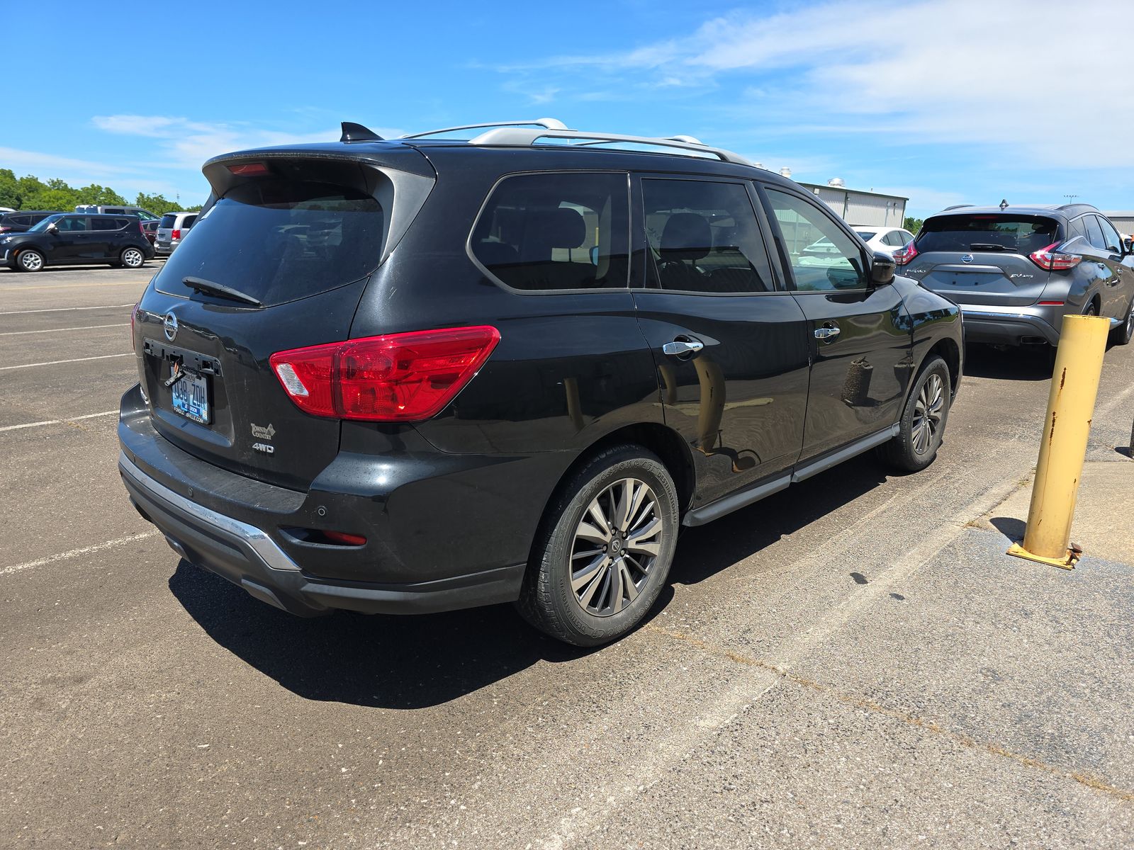 2019 Nissan Pathfinder S AWD