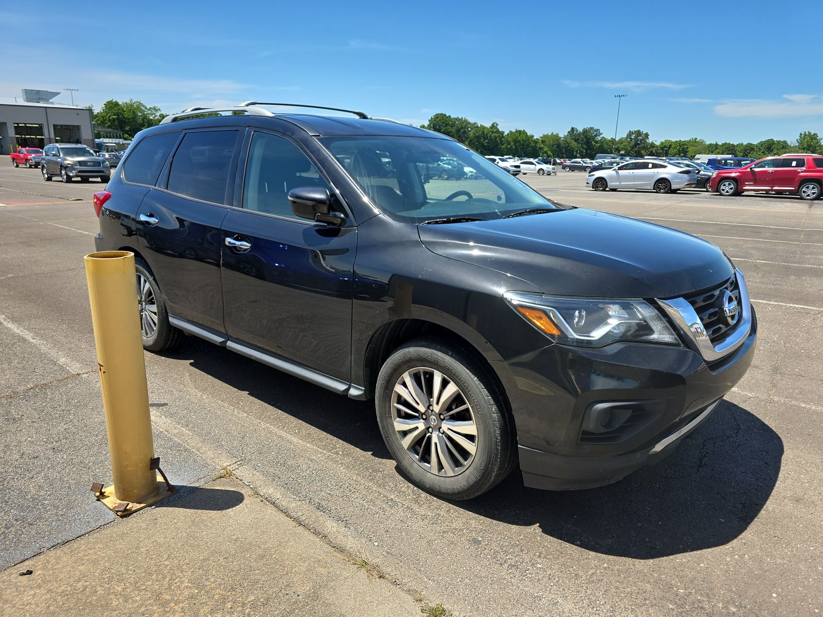 2019 Nissan Pathfinder S AWD