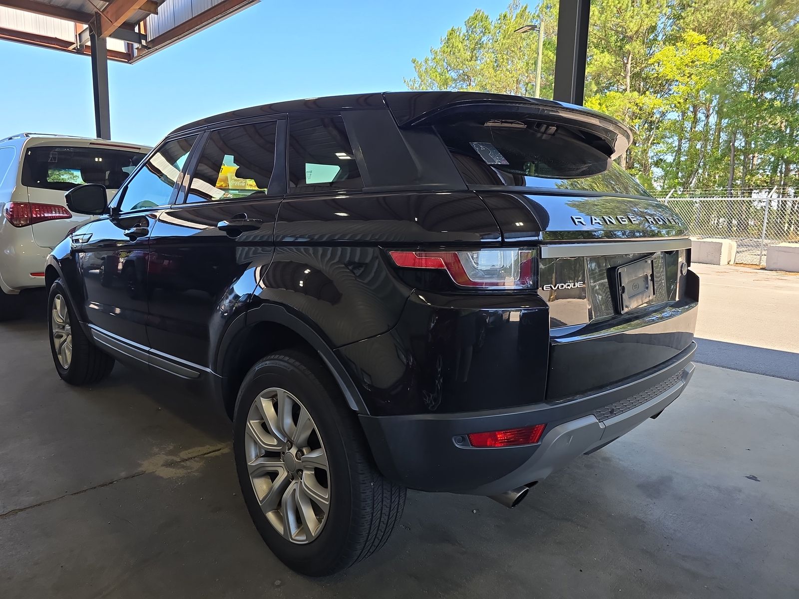 2019 Land Rover Range Rover Evoque SE AWD