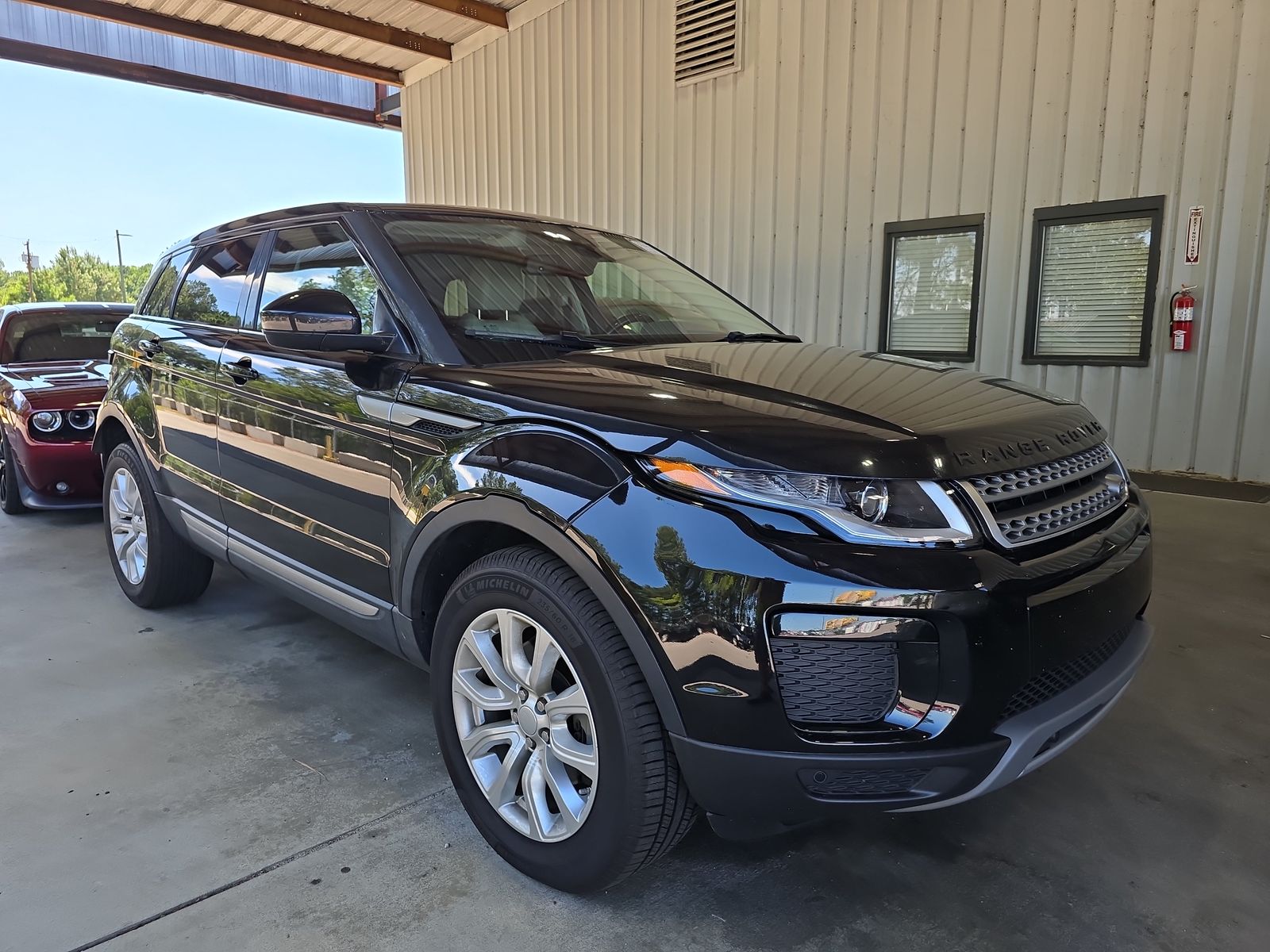 2019 Land Rover Range Rover Evoque SE AWD