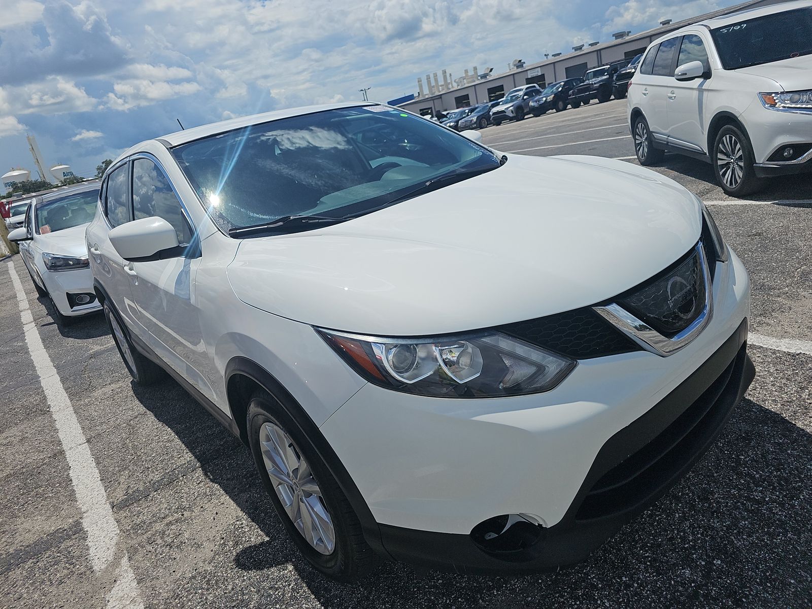 2018 Nissan Rogue Sport S FWD