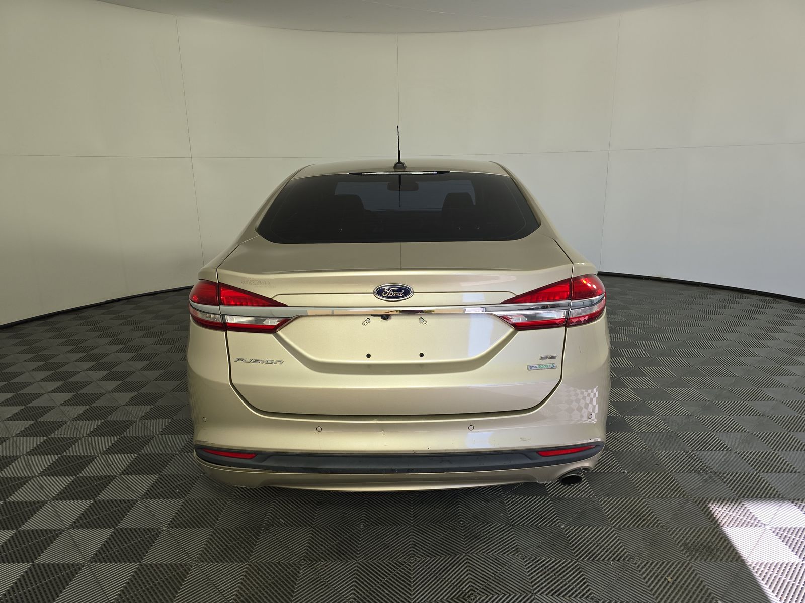 2018 Ford Fusion SE FWD