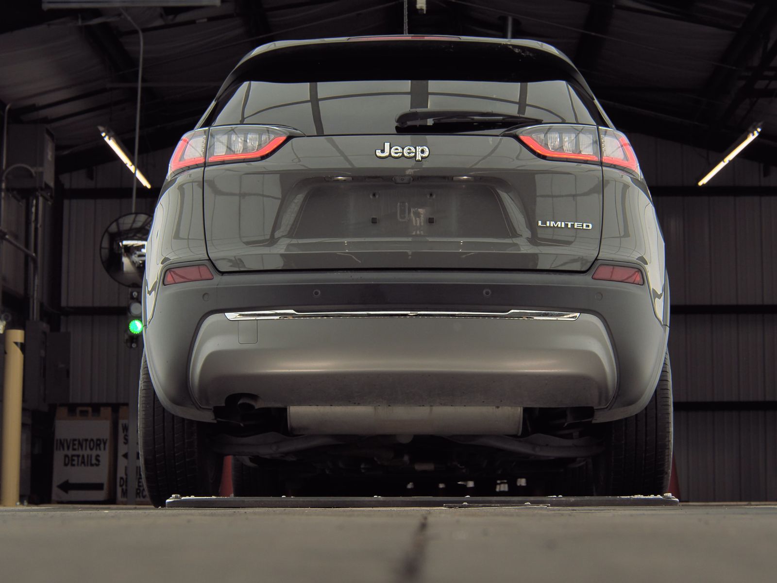 2020 Jeep Cherokee Limited FWD