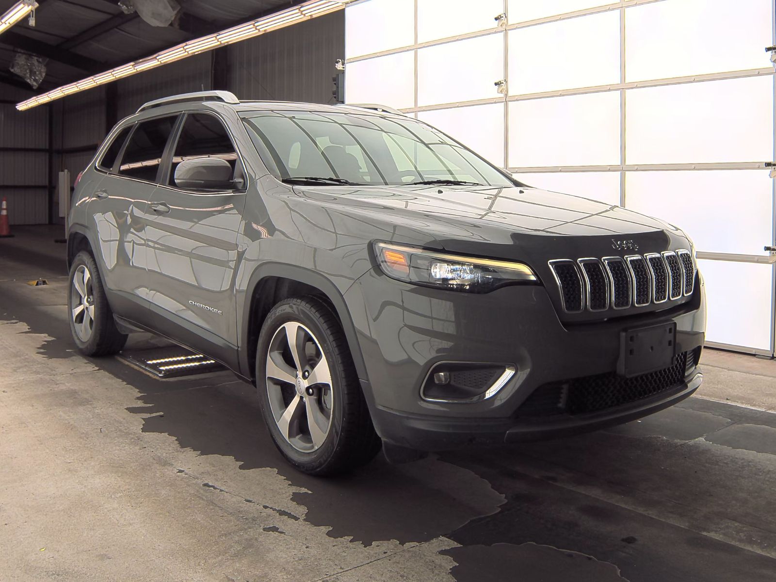 2020 Jeep Cherokee Limited FWD