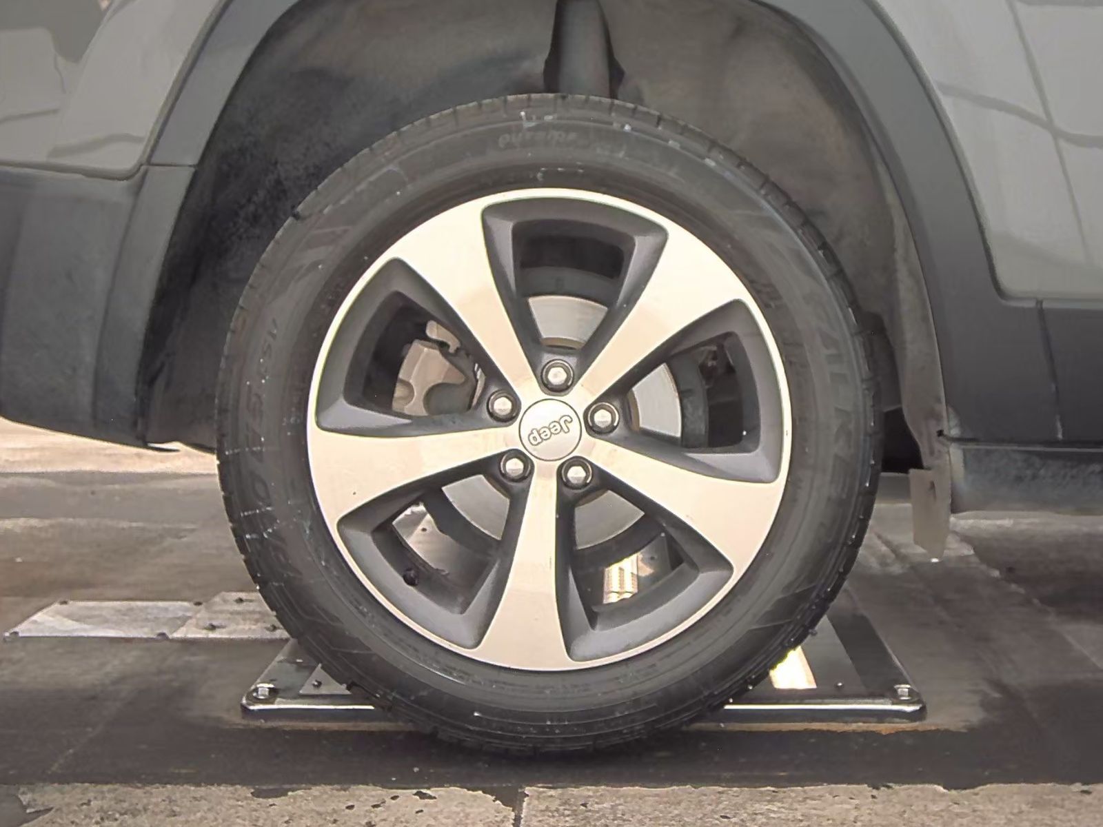 2020 Jeep Cherokee Limited FWD