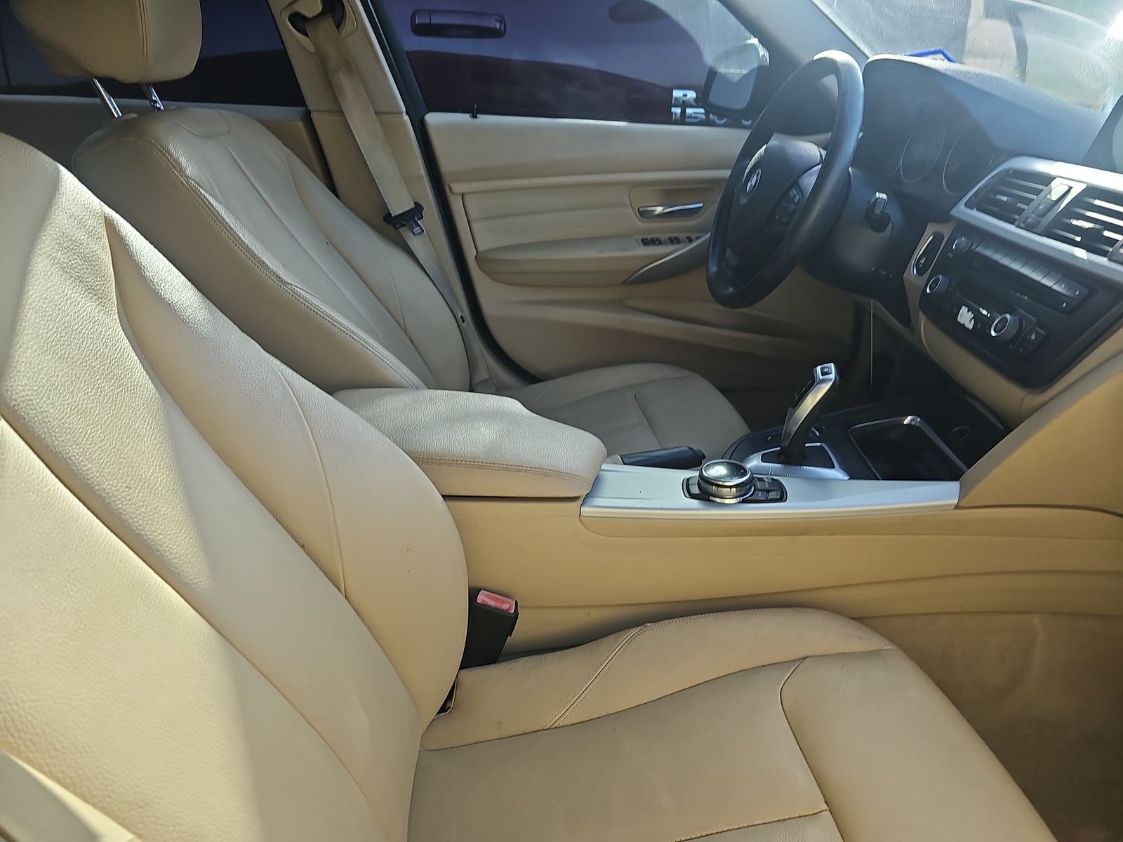 2014 BMW 3 Series 320i xDrive AWD