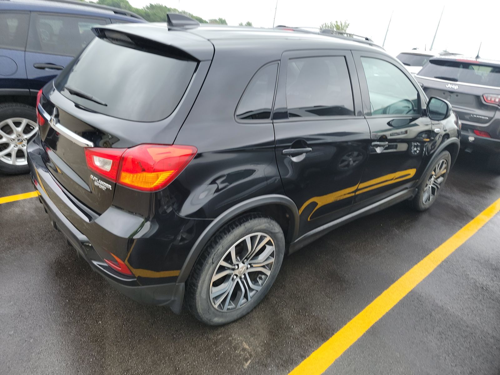 2019 Mitsubishi Outlander Sport ES FWD