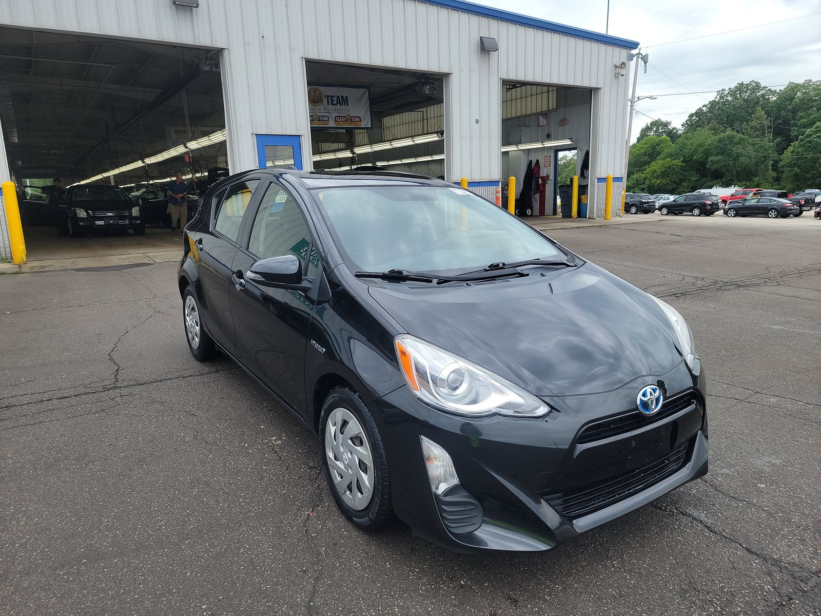 2016 Toyota Prius c Two FWD