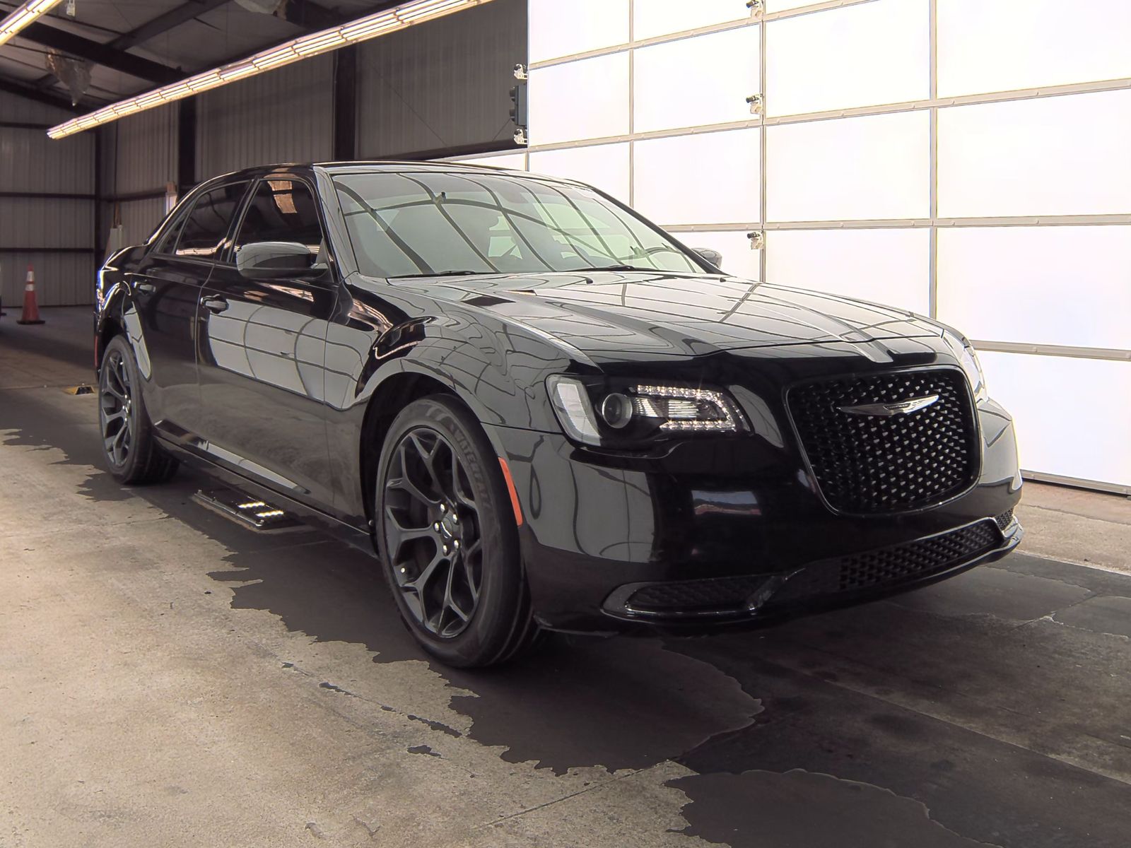 2019 Chrysler 300 Touring RWD