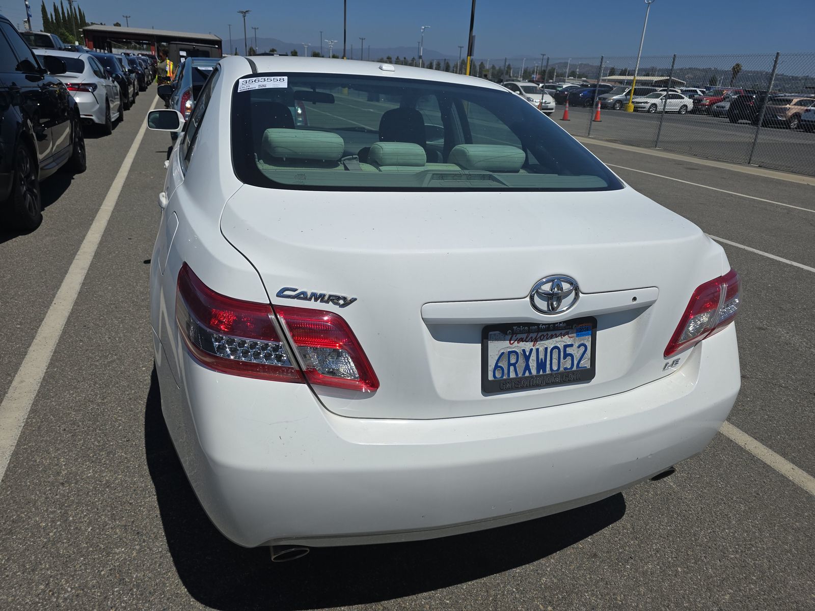2011 Toyota Camry LE FWD