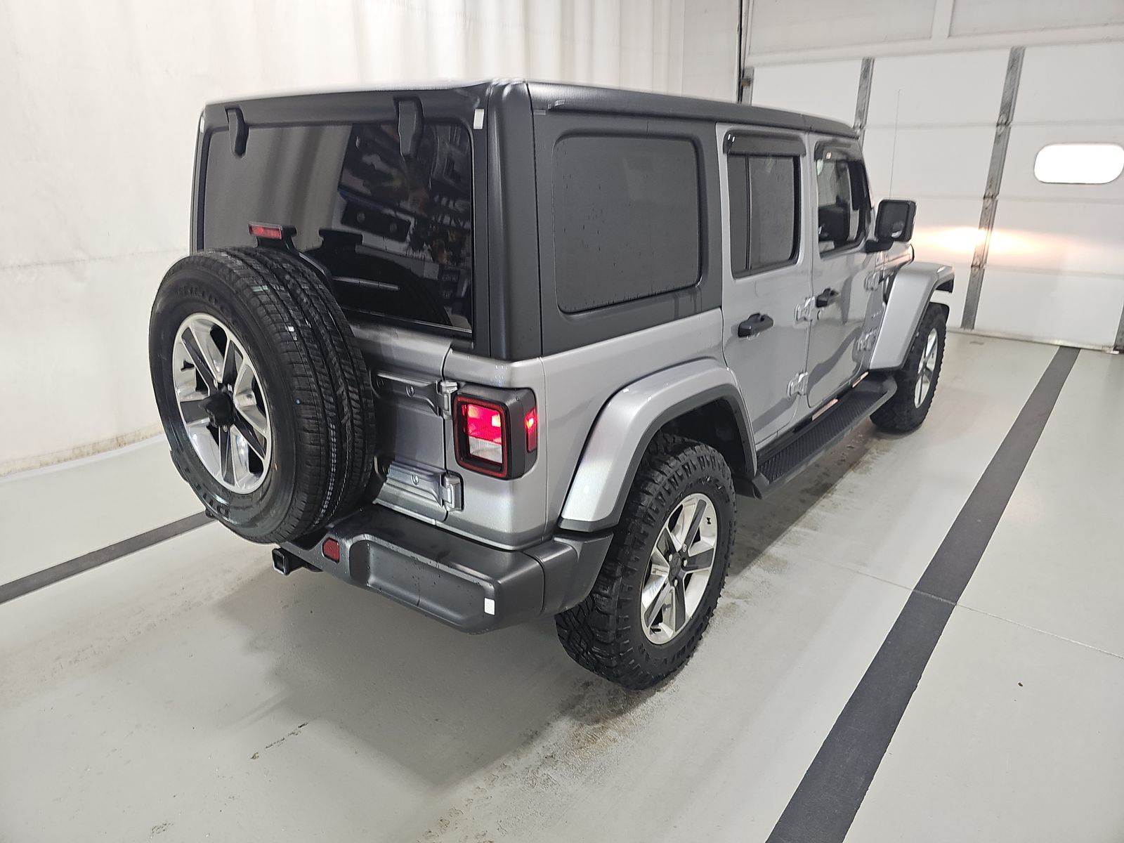 2018 Jeep Wrangler Unlimited Sahara AWD