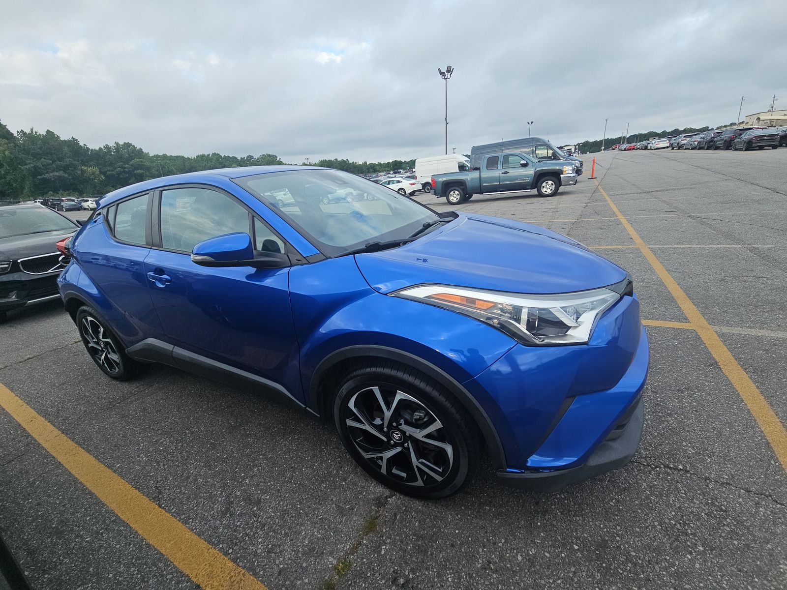 2019 Toyota C-HR XLE FWD