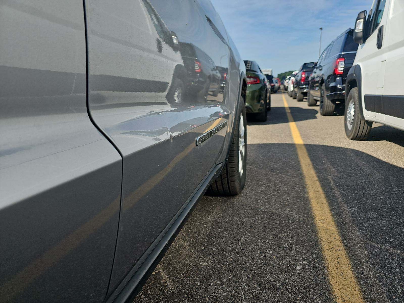2021 Jeep Grand Cherokee Laredo E Edition AWD